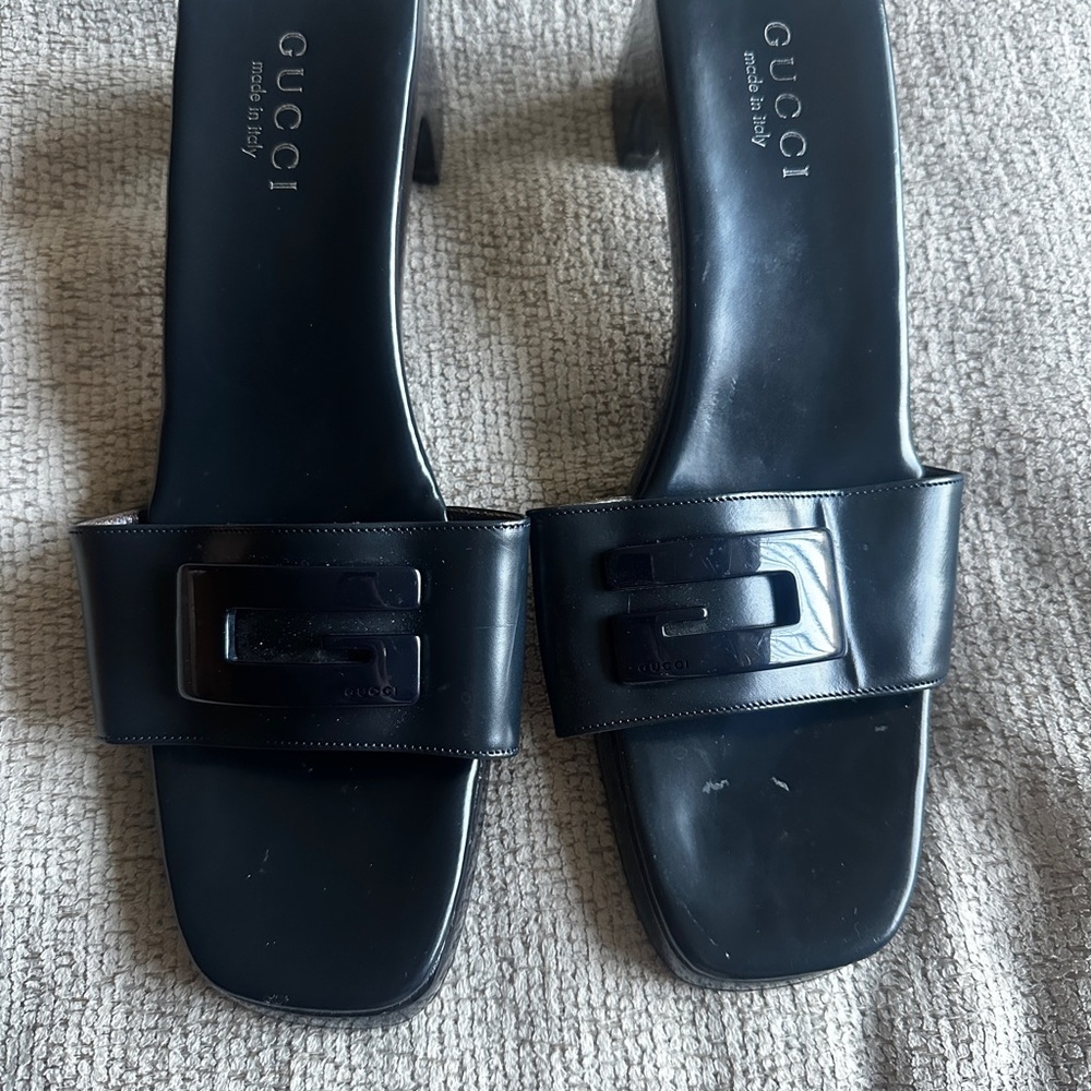 🖤 Vintage Gucci Heeled Mules – Made in Italy